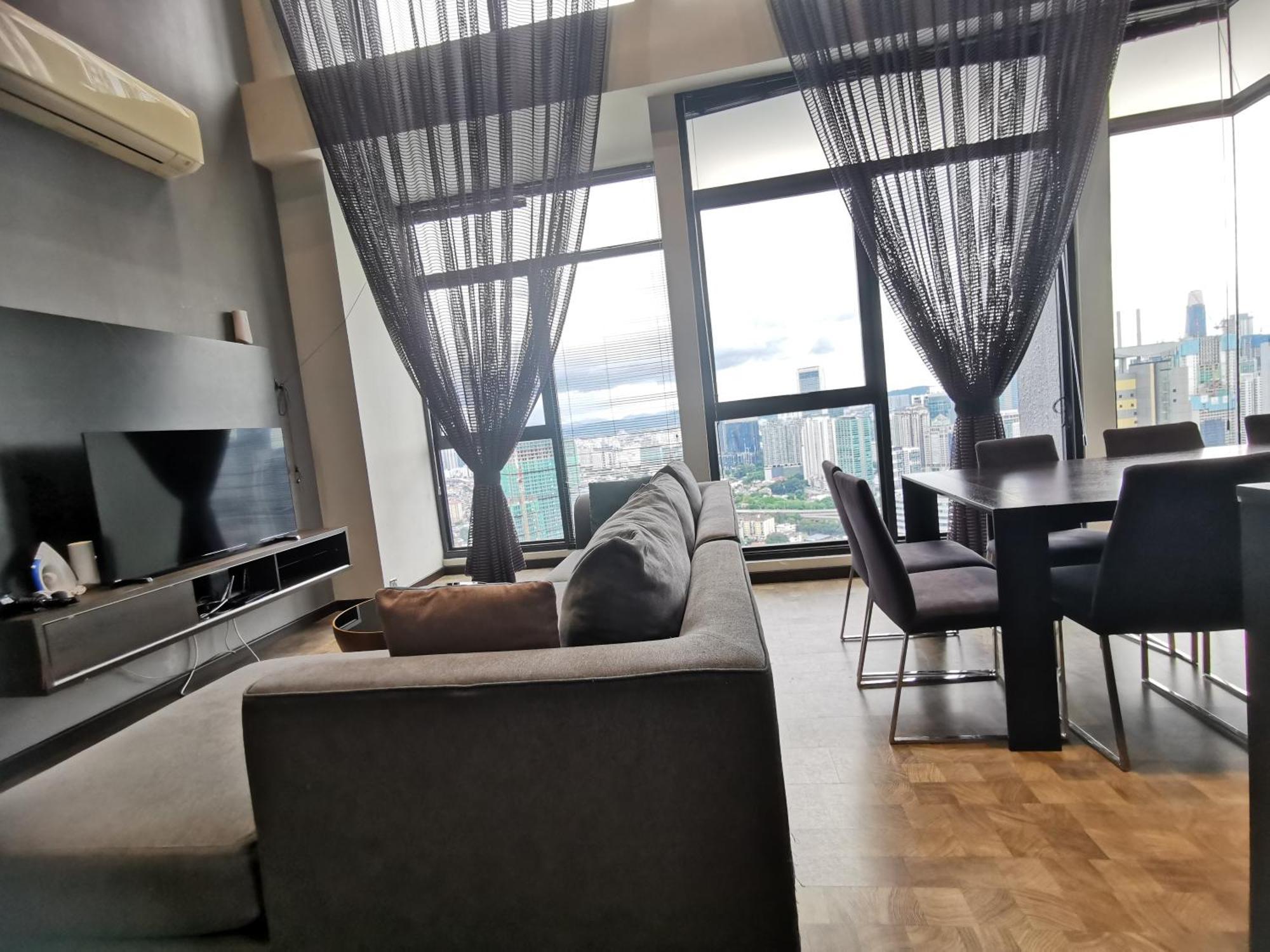 Expressionz Designer Suites Host By Aurora Premium Stay — Photos 2