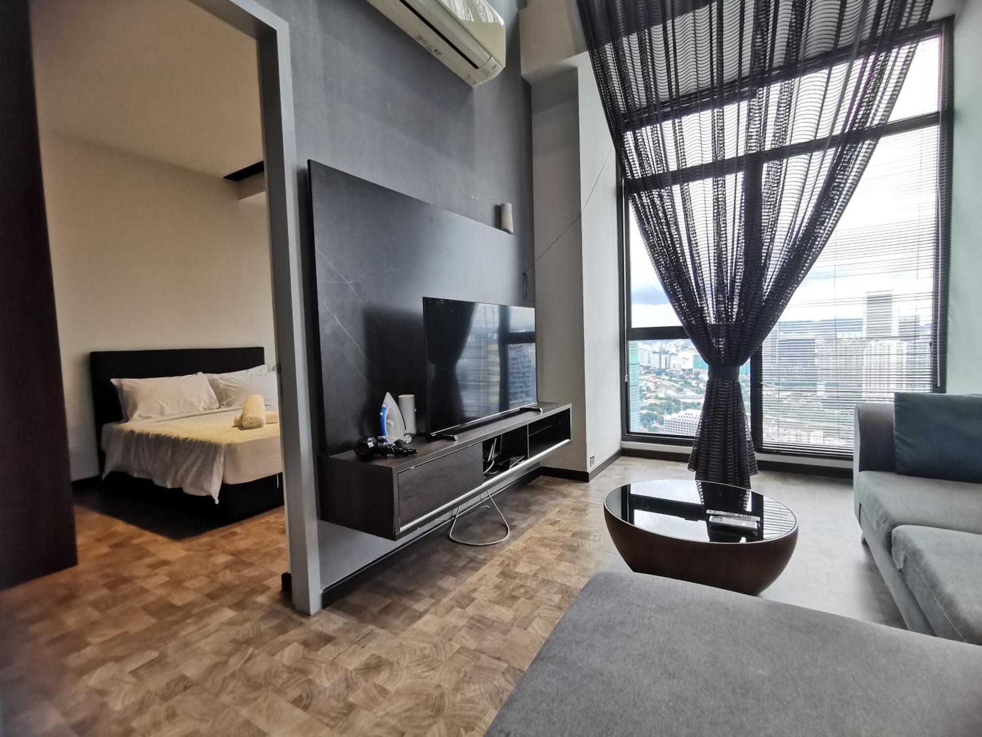 Expressionz Designer Suites Host By Aurora Premium Stay — Photos 1